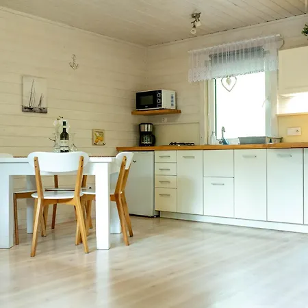 Semesterbostad Pod Lasem Lubkowo